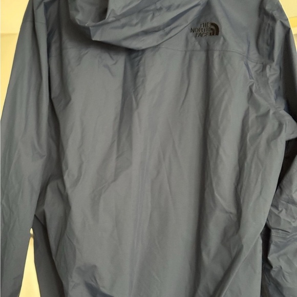 The North Face Men’s Blue Hooded Jacket - Picture 5 of 9